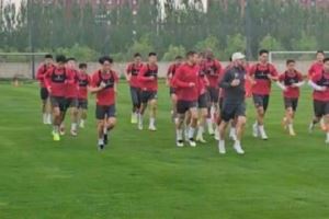 亚泰将士净月基地埋头苦练，全力适应苏帅训练思想