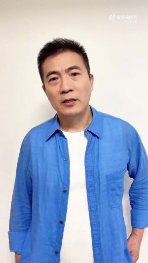 黄健翔：国足最主要的问题是教练，球员适应不了菱形中场单后腰