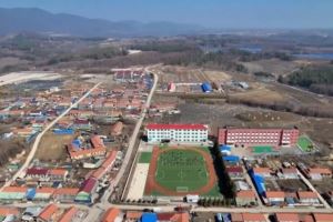 【亚泰公益在路上】长春亚泰助力大山足球少年圆梦中超赛场